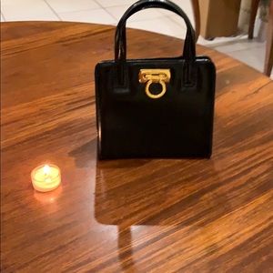 SUPER CUTE AND FANTASTIC LITTLE EVENING PURSE.
